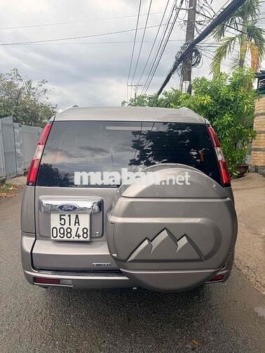 Ford Everest 2011 số tự động