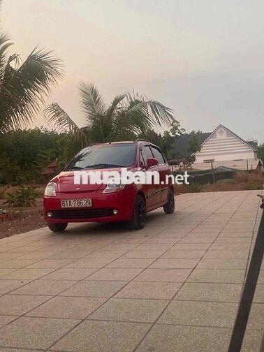 Chevrolet Spark Đỏ