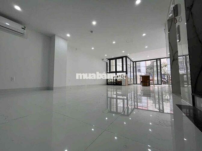 Cho thuê mặt bằng nguyên trệt đường số Lý Phục Man Quận 7 ‼️
