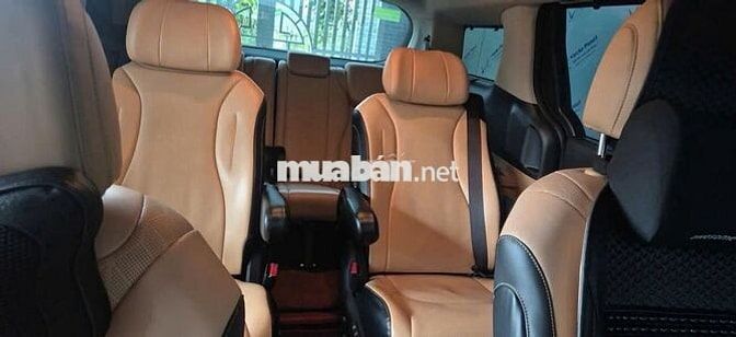 Kia Carnival Signature 2023 2.2D Trắng
