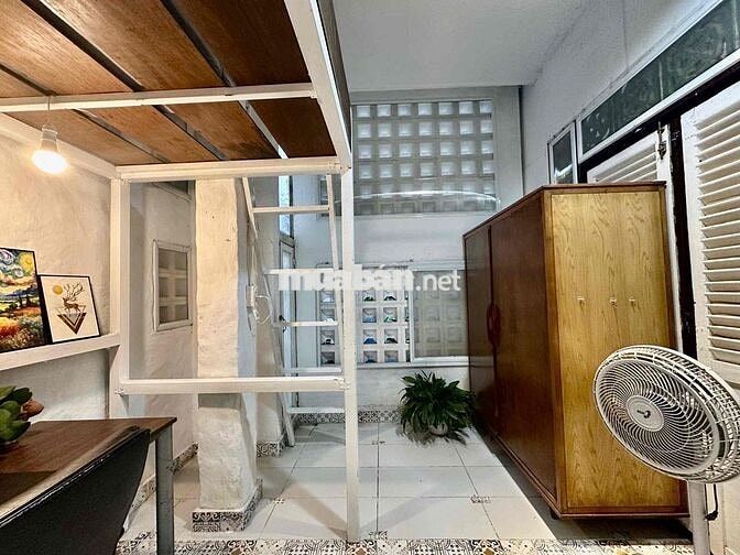 PHÒNG CÓ GÁC FULL NỘI THẤT Ở NGAY TRUNG TÂM PHÚ NHUẬN GIÁ 4X