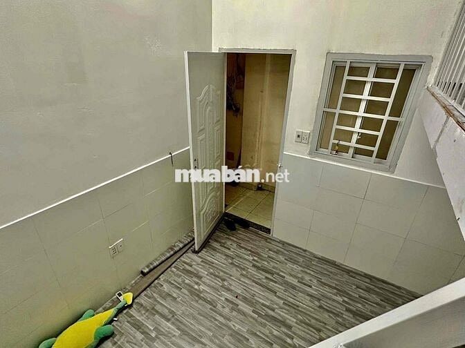 PHÒNG GÁC CAO MÁY LẠNH GẦN AEON TÂN PHÚ