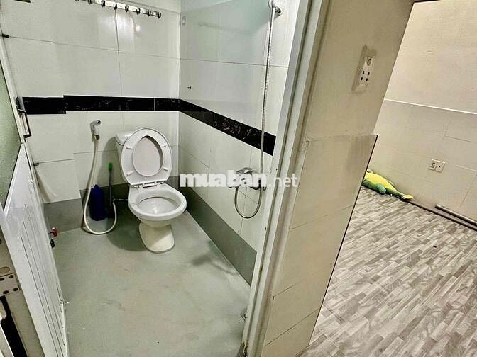 PHÒNG GÁC CAO MÁY LẠNH GẦN AEON TÂN PHÚ