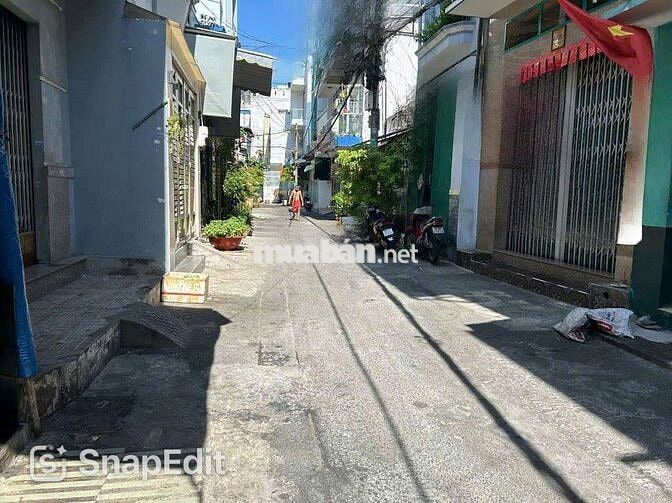 Cho thuê nhà 3pn hẻm xe hơi đường Hoàng Xuân Nhị, quận Tân Phú