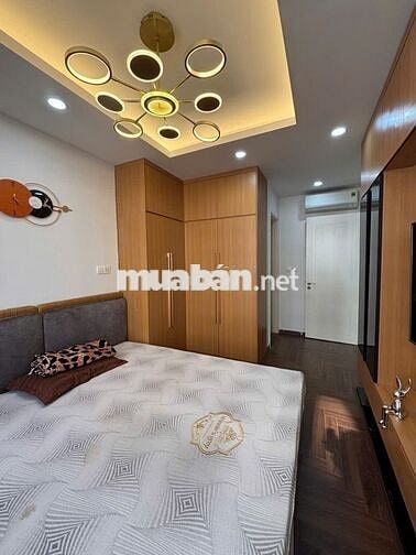 Bán CC D’Capitale Trần Duy Hưng, Cầu Giấy, 2 ngủ, Nội thất cao cấp