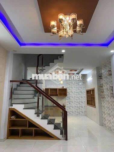 NHÀ 1 TRỆT 3 LẦU - 4PN - ĐƯỜNG LÝ TẾ XUYÊN LINH ĐÔNG THỦ ĐỨC 