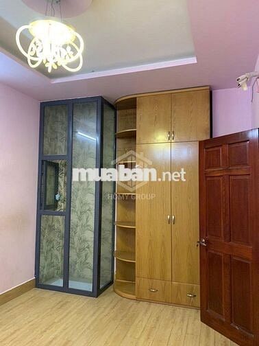 NHÀ 1 TRỆT 3 LẦU - 4PN - ĐƯỜNG LÝ TẾ XUYÊN LINH ĐÔNG THỦ ĐỨC 