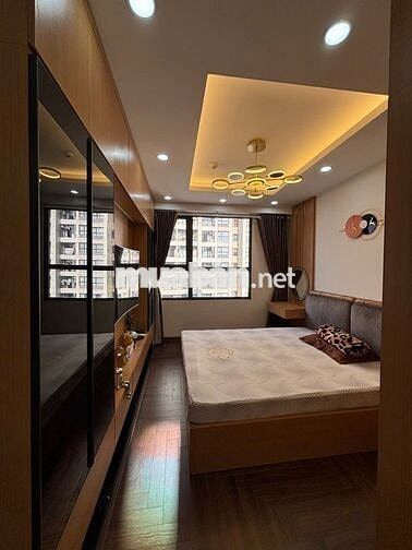 Bán CC D’Capitale Trần Duy Hưng, Cầu Giấy, 2 ngủ, Nội thất cao cấp