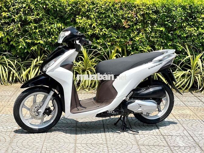 Honda Vision 2017 Trắng đen