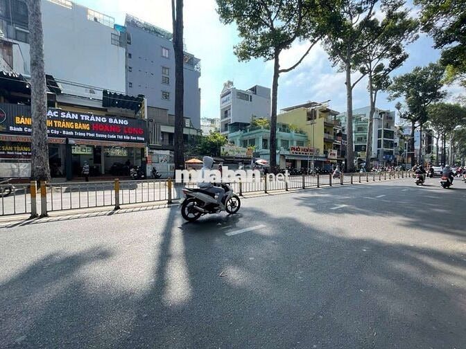 Vị trí trục đường lớn Nguyễn Tri Phương, khu vực kinh doanh sôi động