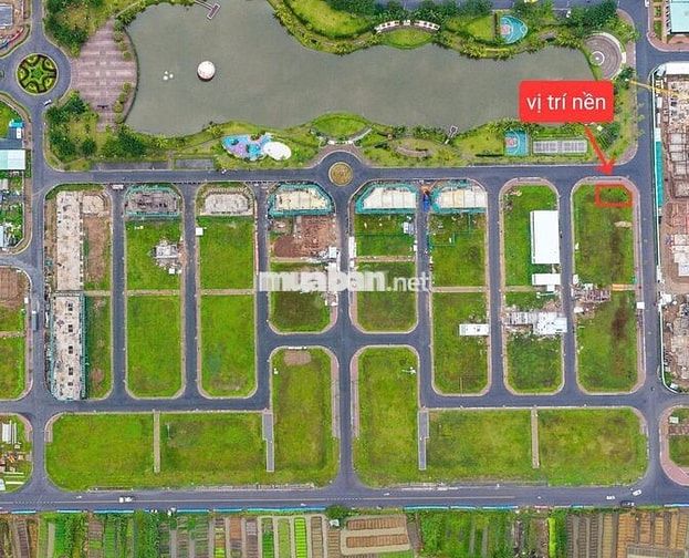 Nền góc hai mặt tiền đẹp Nam Long II Central lake