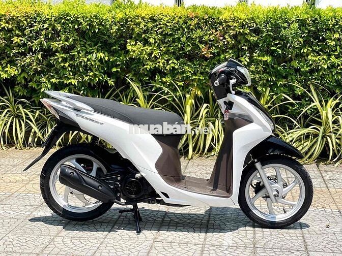 Honda Vision 2017 Trắng đen