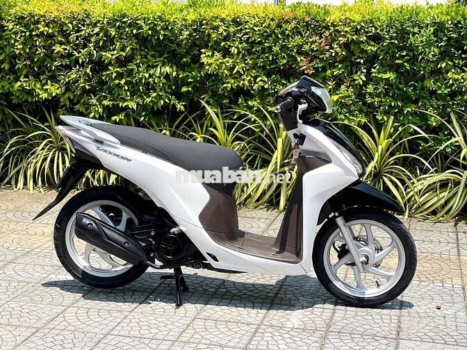 Honda Vision 2017 Trắng đen
