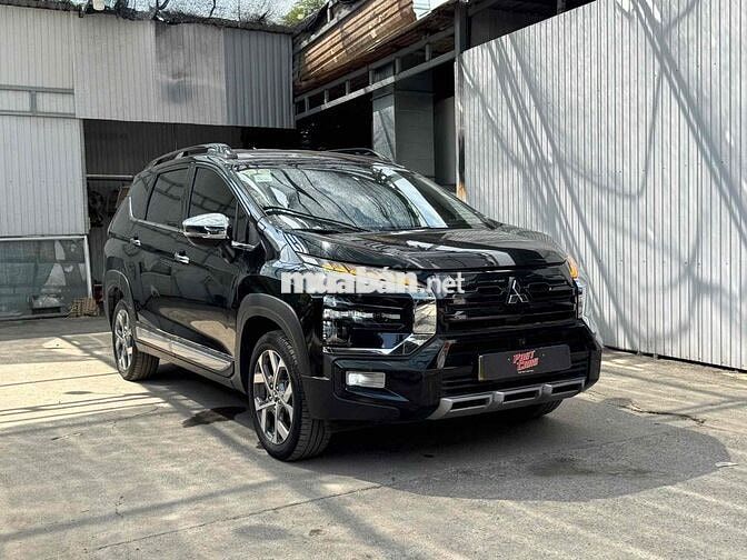 Mitsubishi Xpander Cross 2024 Đen 28.000 km
