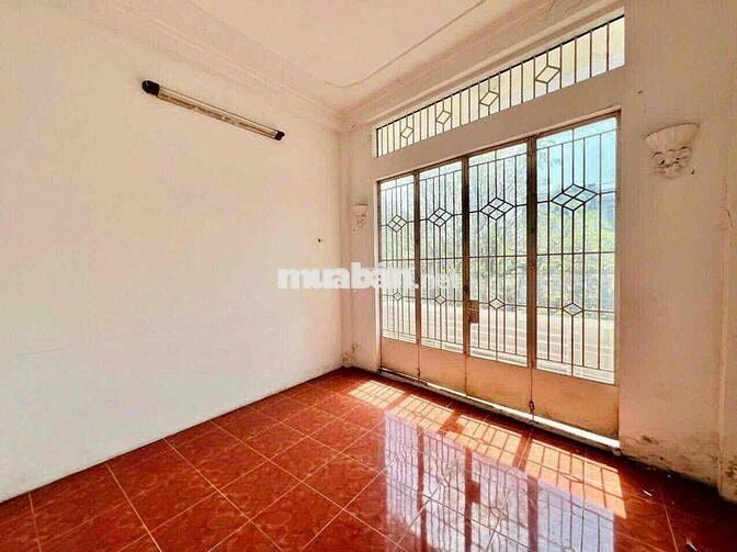 CHO THUÊ NHÀ 1 TRỆT 2 LẦU MẶT TIỀN 30/4 GIÁ TỐT