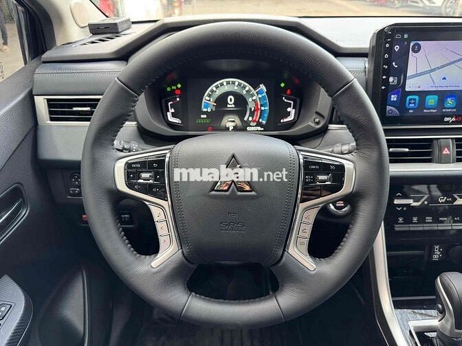 Mitsubishi Xpander Cross 2024 Đen 28.000 km