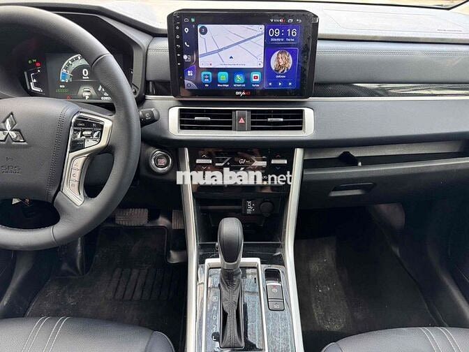 Mitsubishi Xpander Cross 2024 Đen 28.000 km