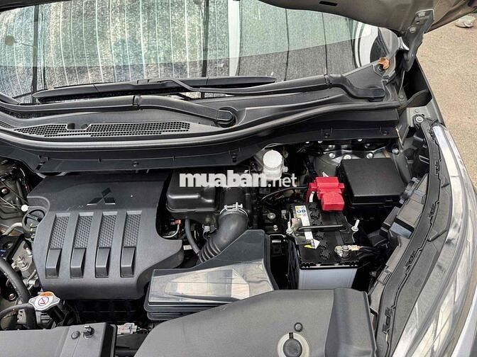 Mitsubishi Xpander Cross 2024 Đen 28.000 km