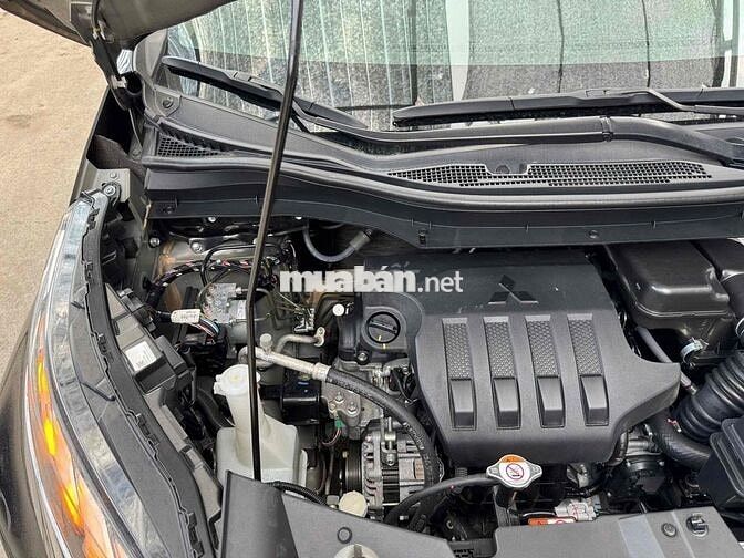 Mitsubishi Xpander Cross 2024 Đen 28.000 km