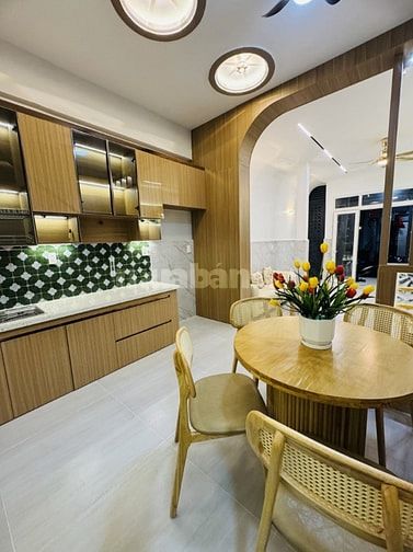 Bán nhà Lãnh Binh Thăng Q.11- 4,3m x 11m chỉ 8,99 tỷ