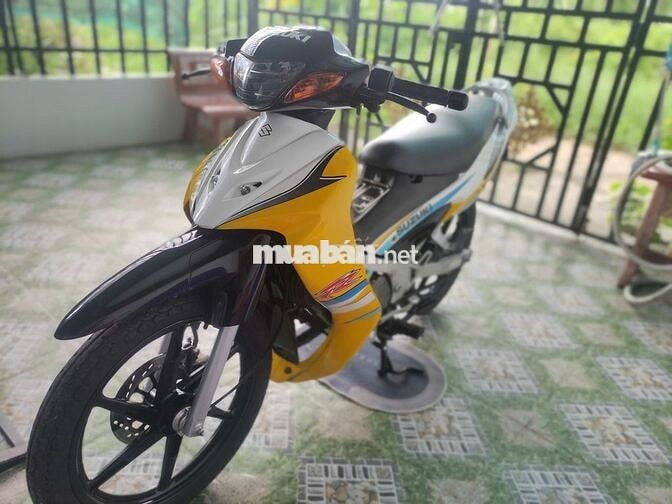 Suzuki Sport Côn tay thể thao HQCN