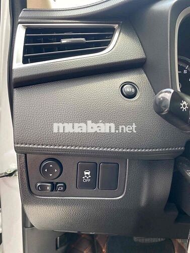 Mitsubishi Xpander 7 chỗ Trắng 16714 km