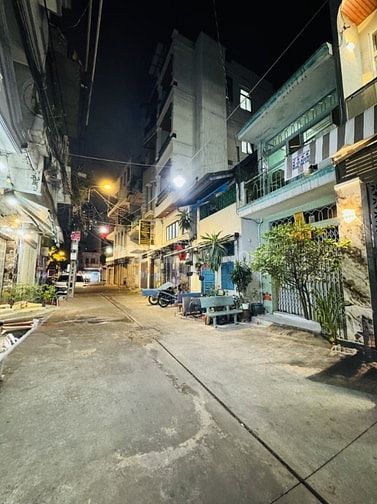 Bán nhà Lãnh Binh Thăng Q.11- 4,3m x 11m chỉ 8,99 tỷ
