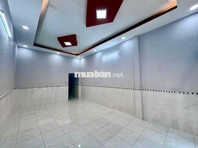 MỨC GIÁ 2,8 TỶ SIÊU PHẨM NHÀ ĐẸP SHR NGAY LÊ LỢI THỊ TRẤN HÓC MÔN