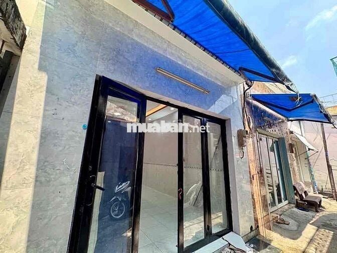MỨC GIÁ 2,8 TỶ SIÊU PHẨM NHÀ ĐẸP SHR NGAY LÊ LỢI THỊ TRẤN HÓC MÔN