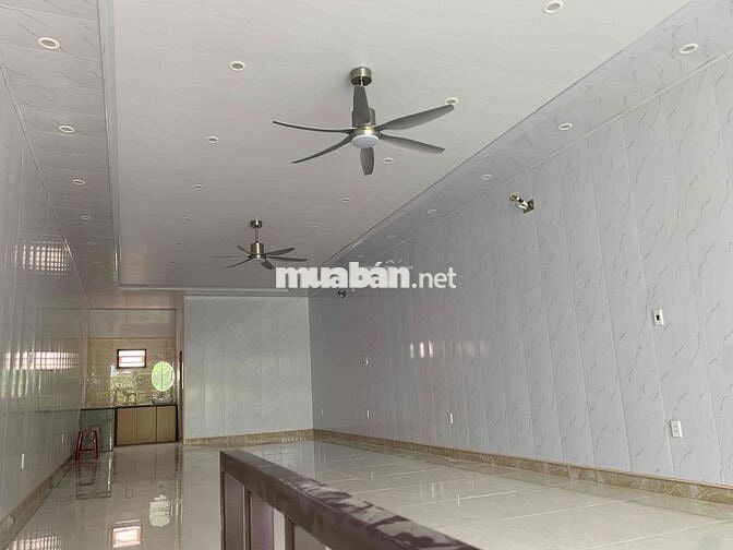 nhà 3 tầng đường 29-3 hòa xuân .gần đường võ chí công.