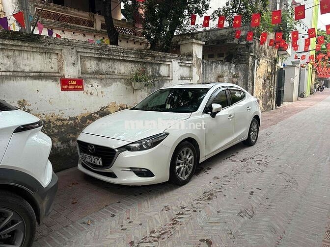 Mazda 3 2018 Trắng 170000 km