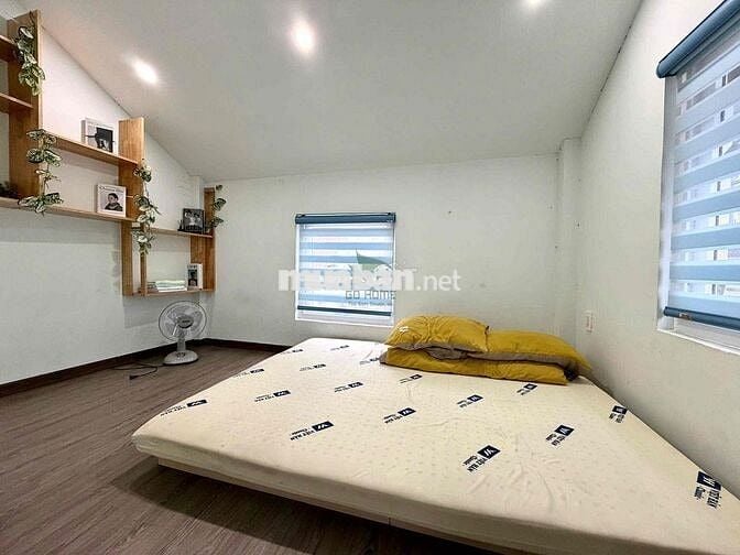 CHO THUÊ NHÀ NGUYÊN CĂN 2 PN ĐƯỜNG NGÔ QUYỀN GIÁ 7 TRIỆU/THÁNG