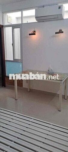 Cho thuê phòng ở trung tâm quận 1