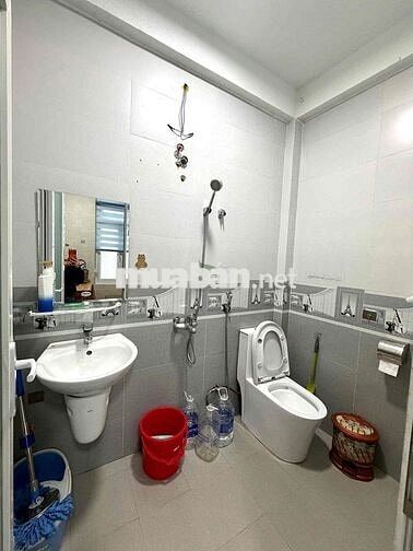 CHO THUÊ NHÀ NGUYÊN CĂN 2 PN ĐƯỜNG NGÔ QUYỀN GIÁ 7 TRIỆU/THÁNG