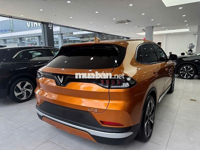 Xe điện VinFast VF8 Plus 2023 Cam