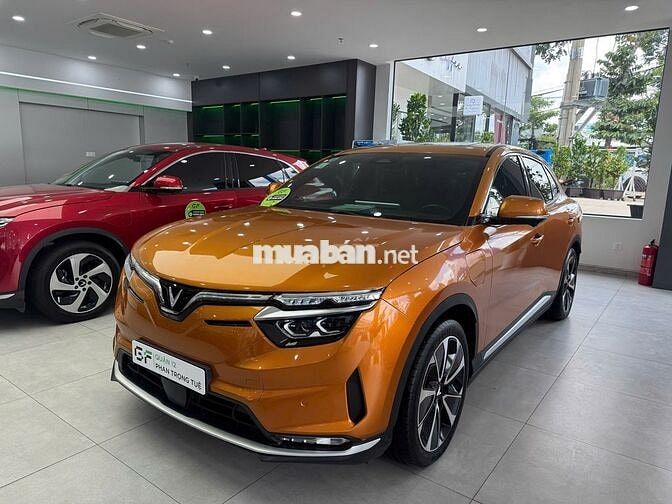 Xe điện VinFast VF8 Plus 2023 Cam