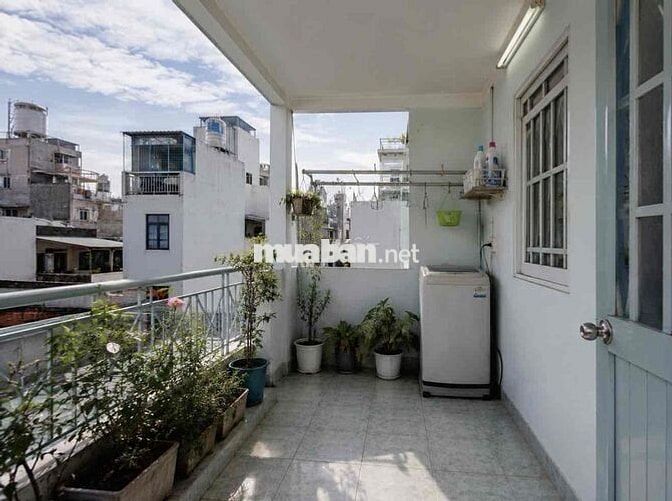 Nhỉnh 4 tỷ - Q11, nên mua CC hay nhà phố, 4 tầng 3x7m, DTSD 65m2.