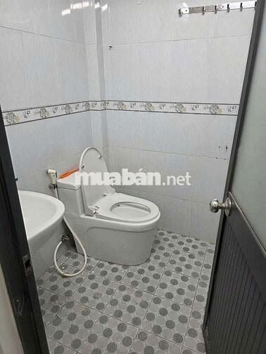 ( 8 Triệu 2PN) Cho thuê nhà ngay EAON Tân Phú DT 4x12m 1 trệt 1 lửng