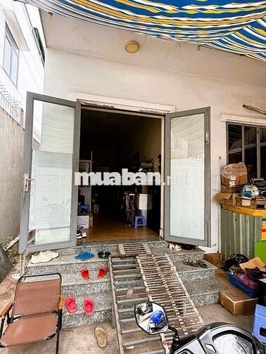 Cho thuê nhà 2 mặt tiền hẻm ô tô Linh Đông diện tích lớn giá rẻ