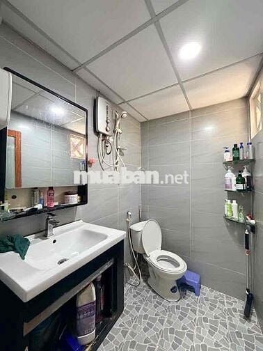 NHỈNH 2,5 TỶ  - CHUNG CƯ Lý Thường Kiệt - 3.6x12.2M 3PN  - Chung cư tầ