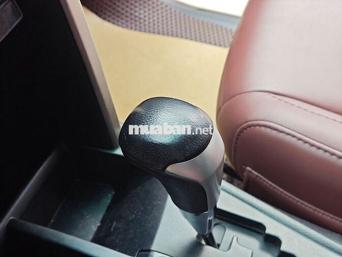 Innova 2.0G đời 2020 Mẫu 2021 Odo 12,5 vạn còn đẹp