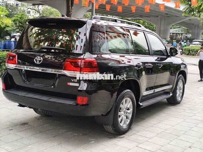 Toyota Land Cruiser LC200 2019 4.6V8 Tên Cty Xeđẹp