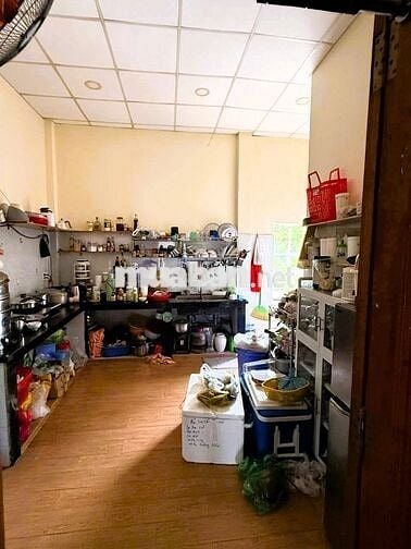 Cho thuê nhà 2 mặt tiền hẻm ô tô Linh Đông diện tích lớn giá rẻ