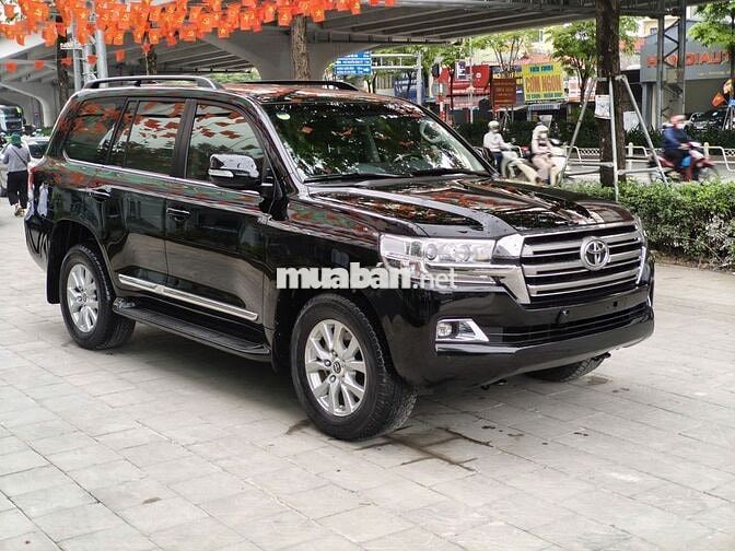 Toyota Land Cruiser LC200 2019 4.6V8 Tên Cty Xeđẹp