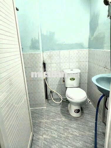 cho thuê nhà nguyên căn 1 lầu Hiệp Bình Chánh gần chợ trường học