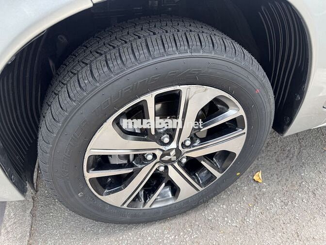 Mitsubishi Xpander 2019 Bạc