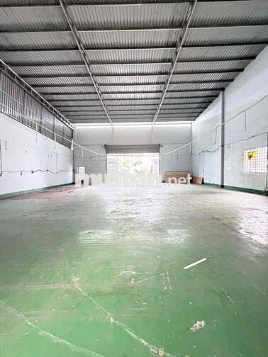 CHO THUÊ KHO XƯỠNG 300m2  đường 10T Xuân Thới Thượng Hóc Môn