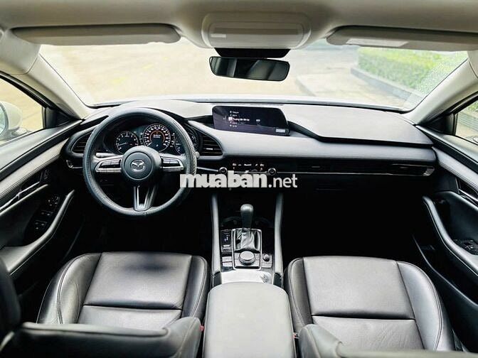 Mazda 3 2020 1.5 Luxury 3990 km