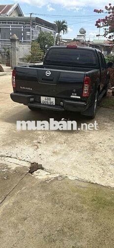Nissan Navara 2013 std 2 cầu