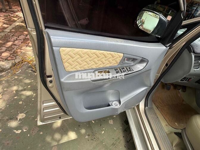 Toyota Innova 2009 Full G Vàng cát